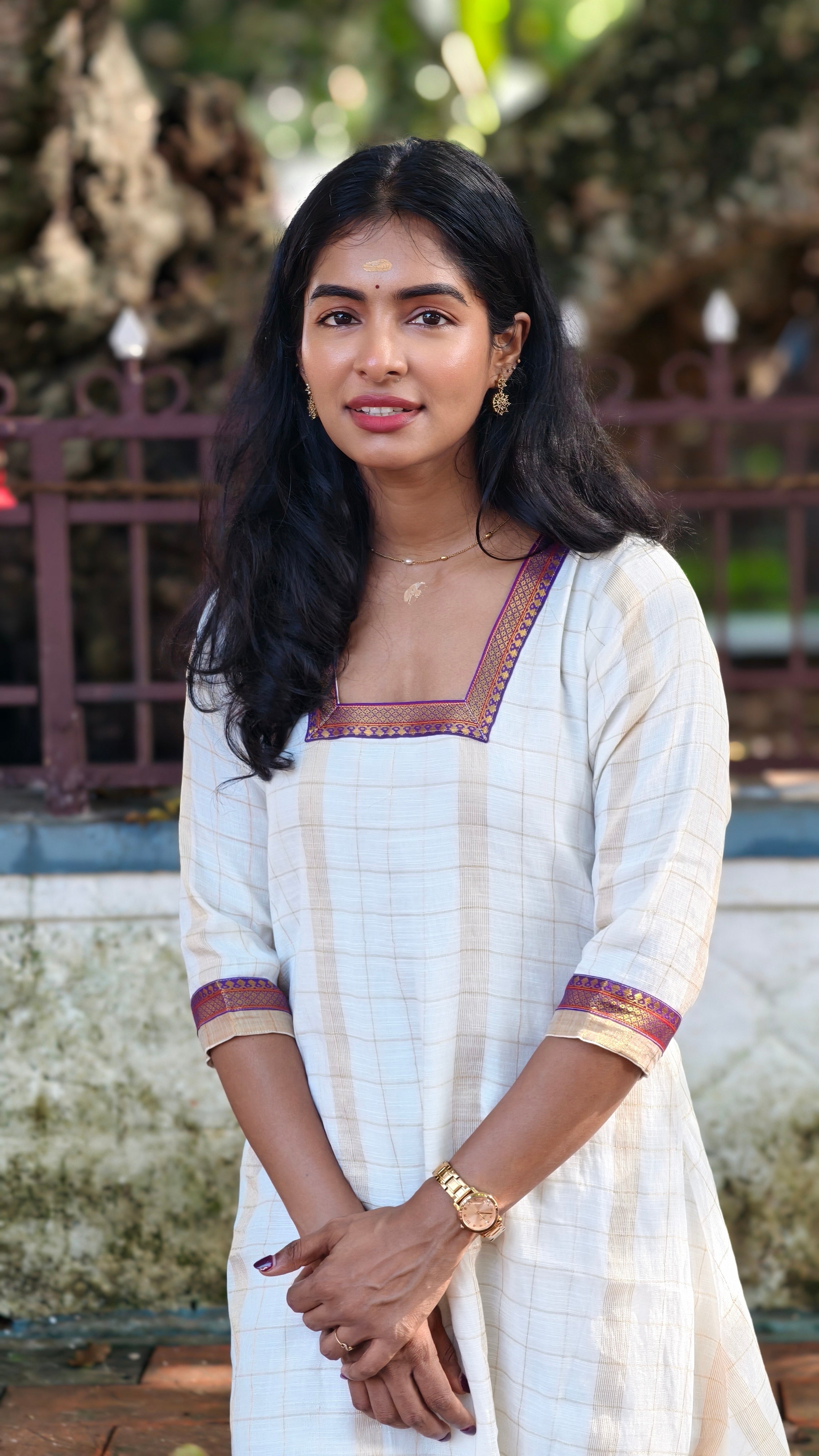 Aavani (Purple)