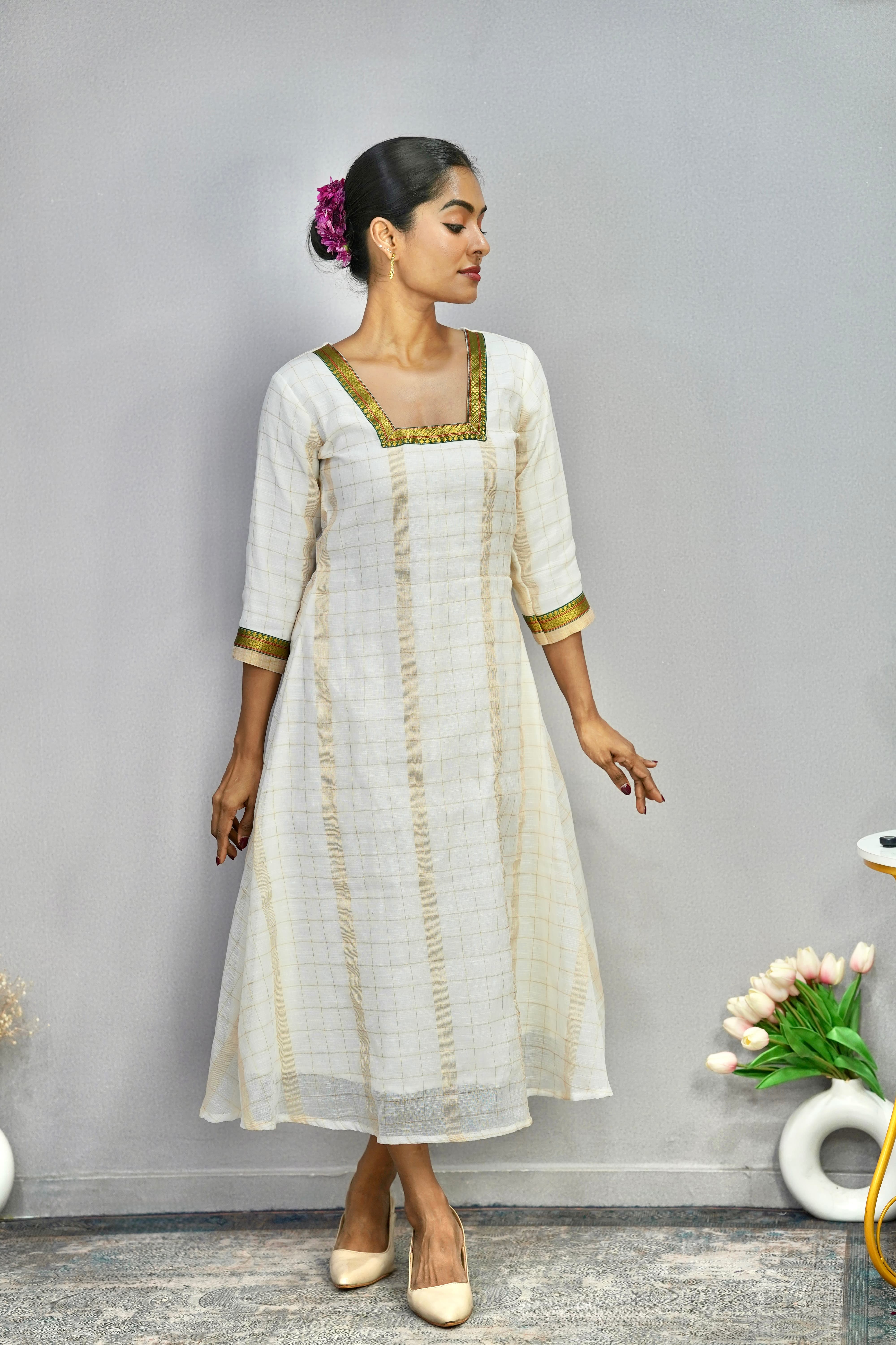 Aavani (Green)