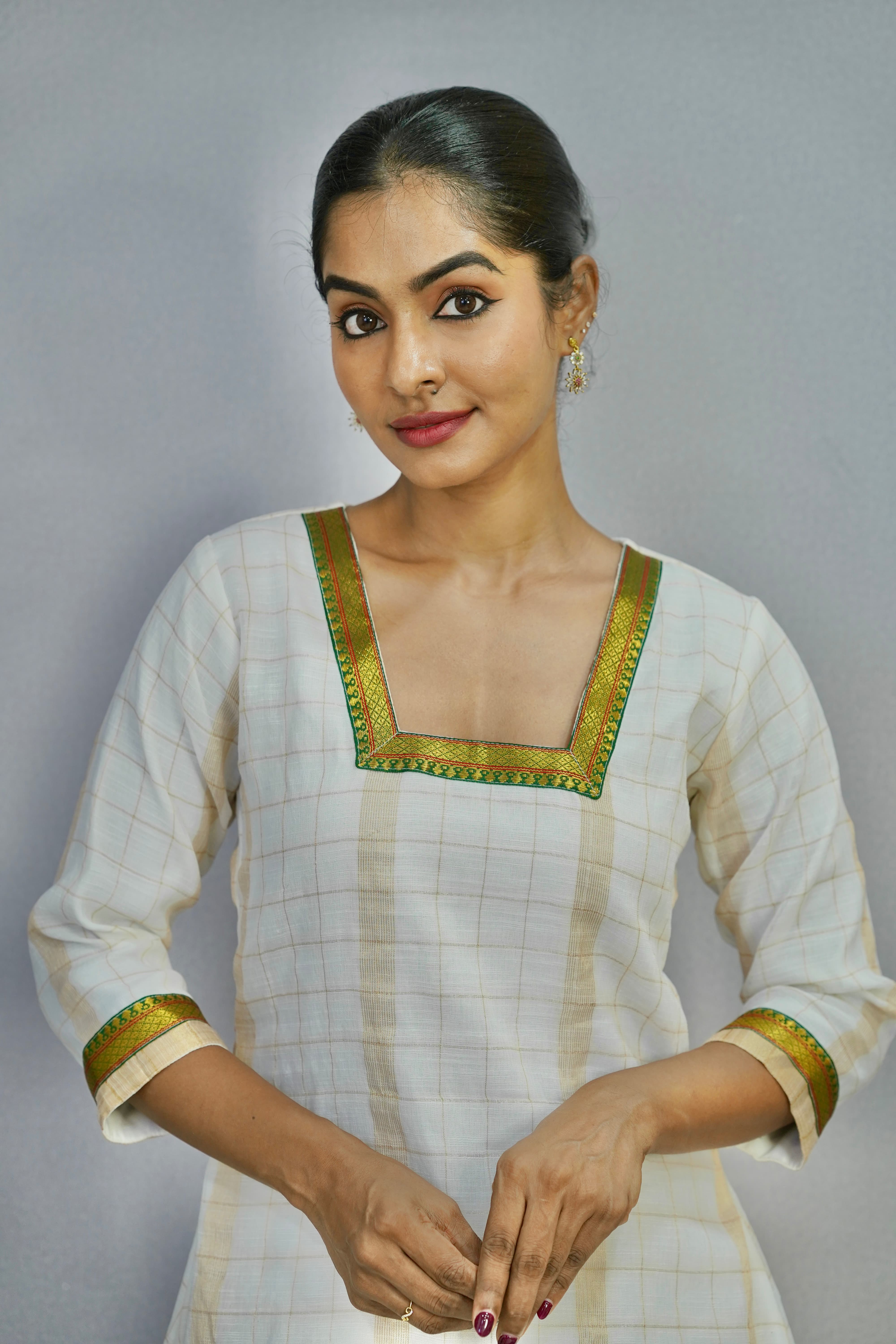 Aavani (Green)
